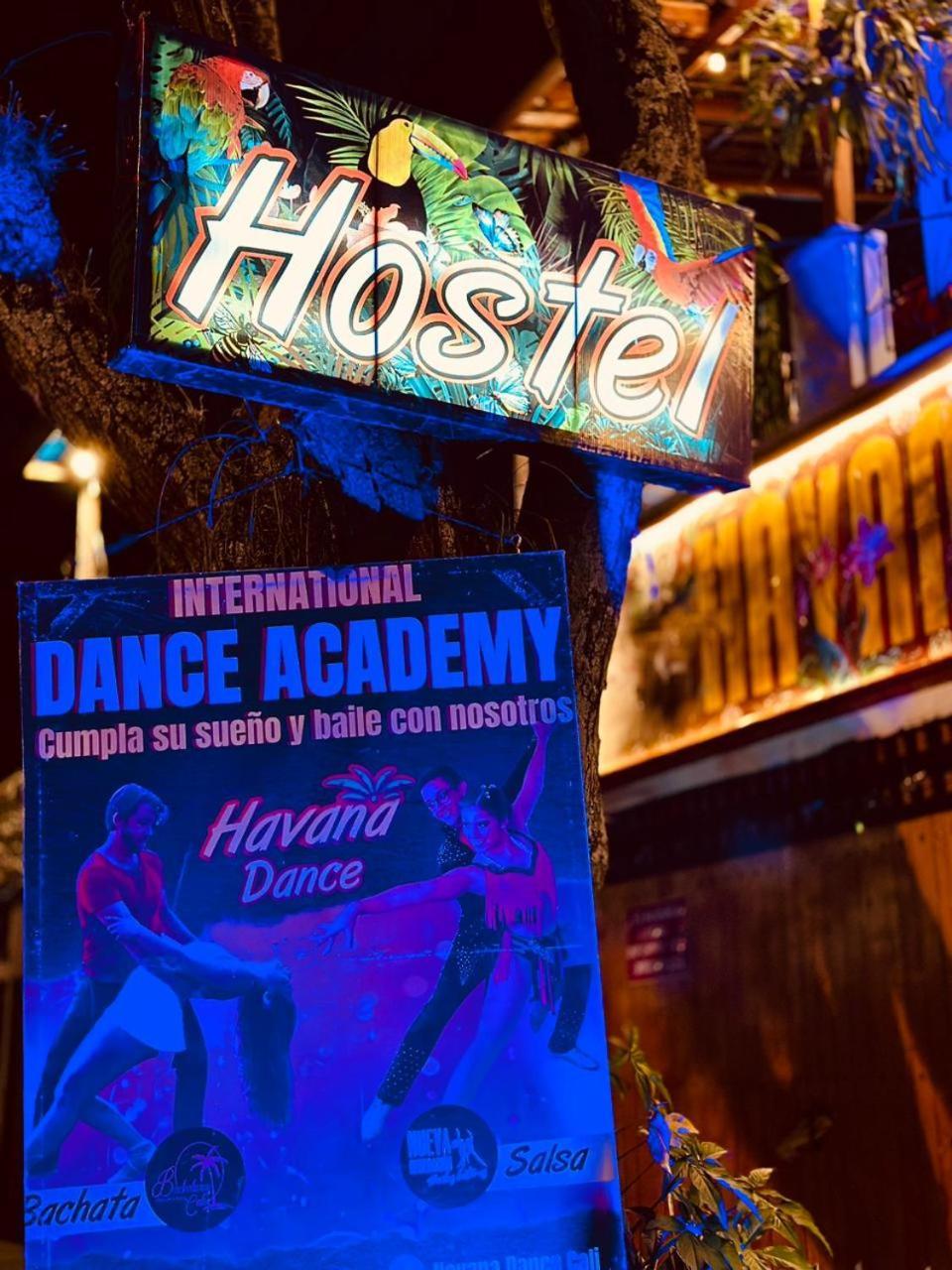 Havana Hostel Cali & Dance School Extérieur photo